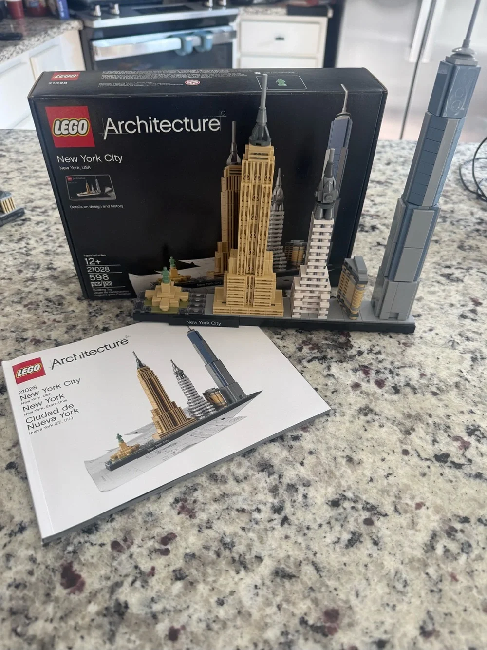 RETIRED LEGO Architecture New York City 21028